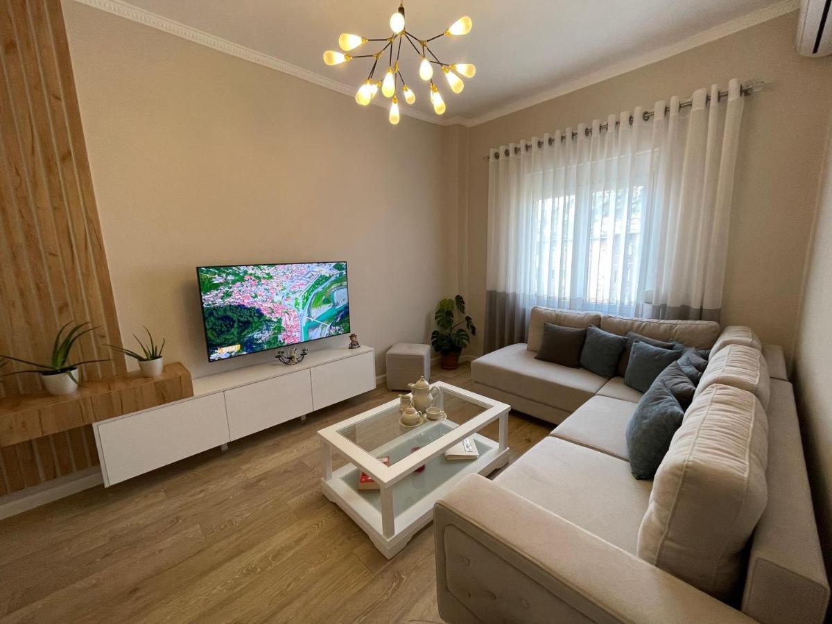 Joni & Joy Center Apartment Berat Zewnętrze zdjęcie