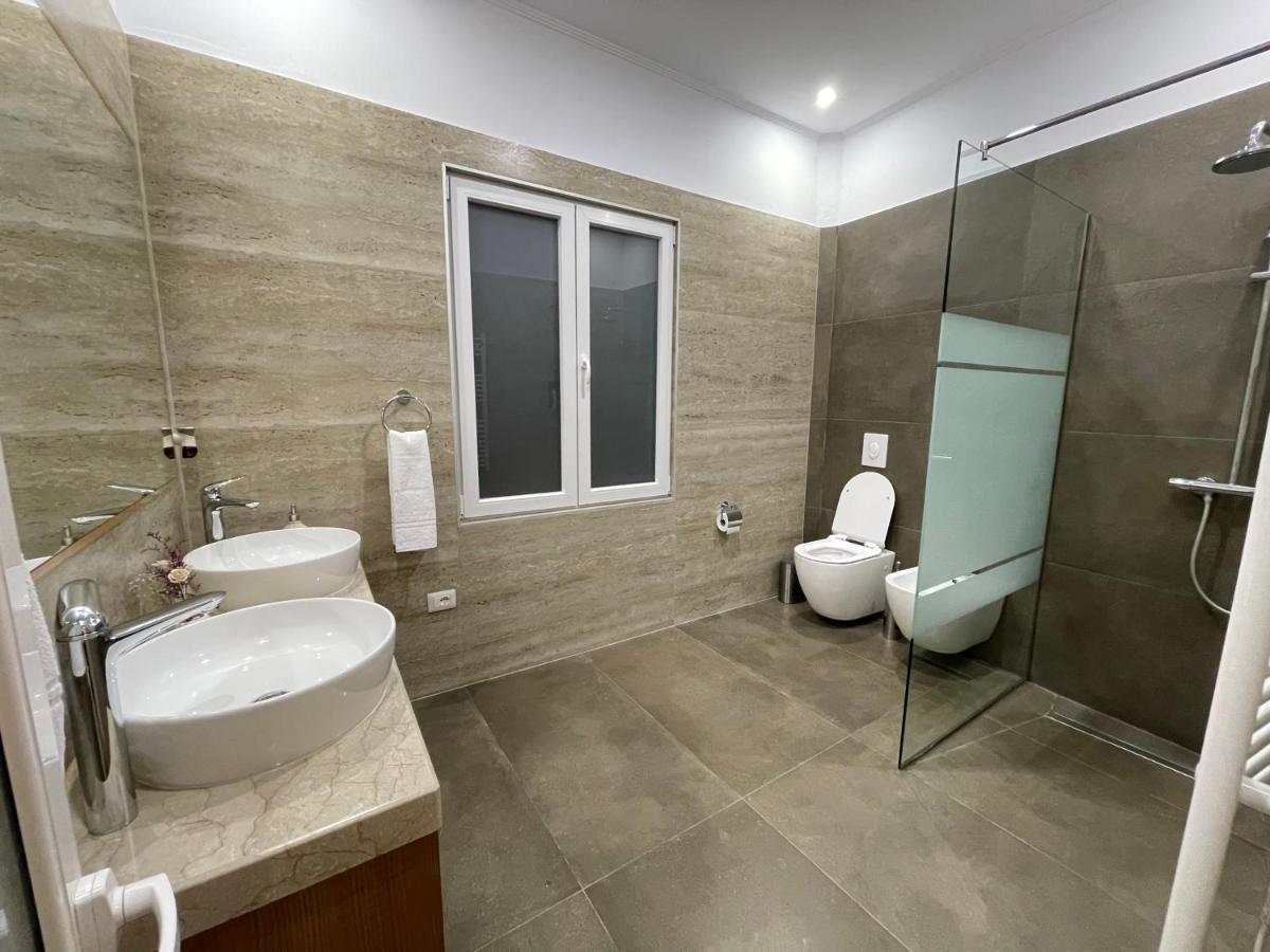 Joni & Joy Center Apartment Berat Zewnętrze zdjęcie